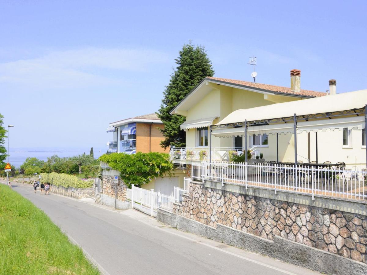 Belvilla By Oyo Porto Quarantaquattro Lazise Luaran gambar